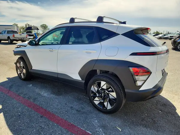 KM8HB3AB7RU133497 2024 HYUNDAI KONA - Image 2