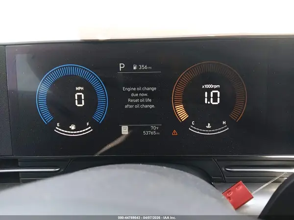 2024 HYUNDAI KONA auction photo 7