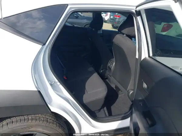 KM8HB3AB7SU339375 2025 HYUNDAI KONA - Image 8