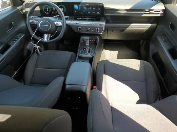 KM8HB3AB8SU193066 2025 HYUNDAI KONA - Image 8
