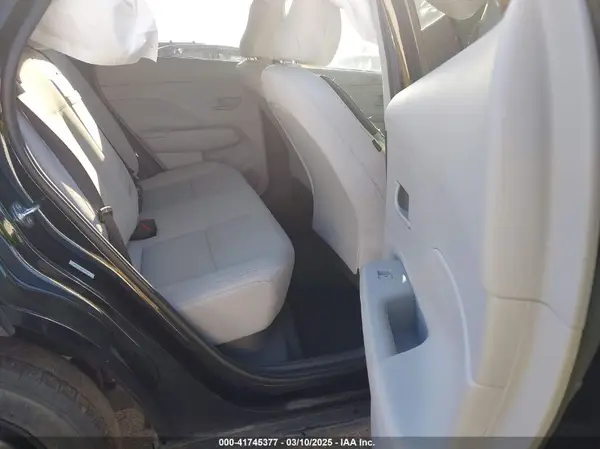 KM8HB3AB8SU224929 2025 HYUNDAI KONA - Image 8