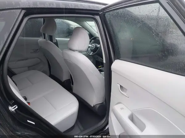KM8HB3AB9SU231355 2025 HYUNDAI KONA - Image 8