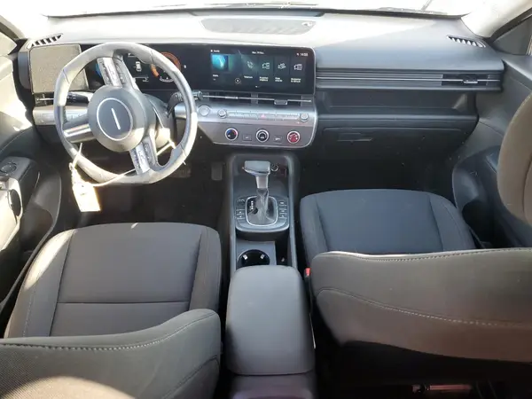 KM8HB3AB9SU318933 2025 HYUNDAI KONA - Image 8
