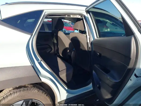 KM8HB3ABXRU149435 2024 HYUNDAI KONA - Image 8