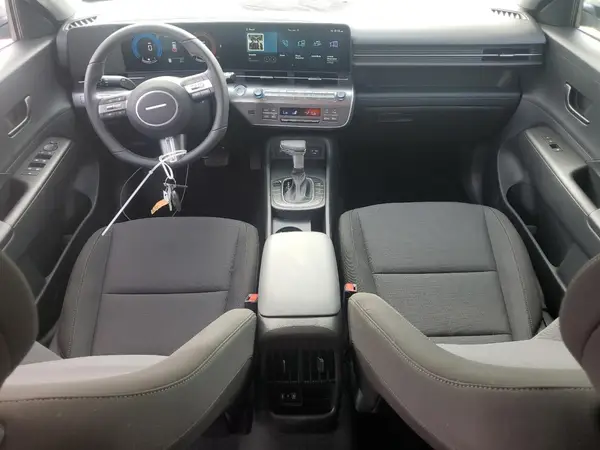 KM8HB3ABXSU294402 2025 HYUNDAI KONA - Image 8