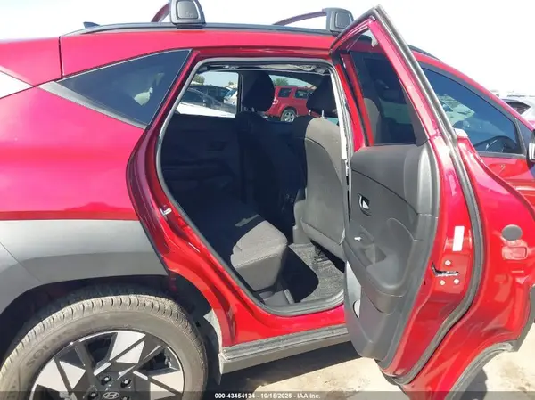 KM8HBCAB2SU231326 2025 HYUNDAI KONA - Image 8