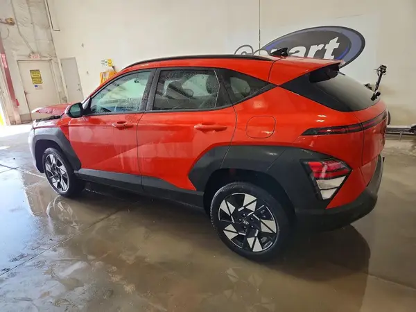 KM8HBCAB2SU303366 2025 HYUNDAI KONA - Image 2