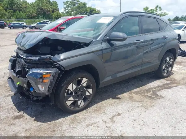 KM8HBCAB3RU037656 2024 HYUNDAI KONA - Image 2