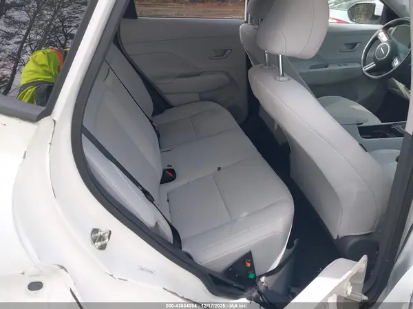 KM8HBCAB3RU106961 2024 HYUNDAI KONA - Image 8