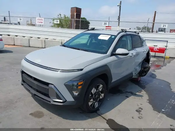 KM8HBCAB3RU121282 2024 HYUNDAI KONA - Image 2