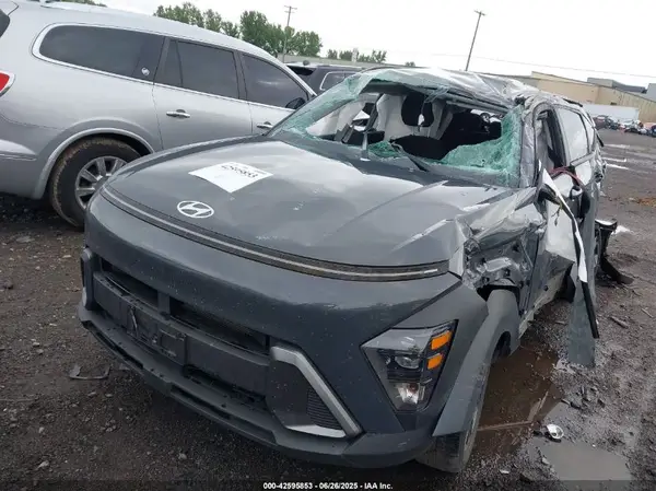 KM8HBCAB4RU054255 2024 HYUNDAI KONA - Image 2
