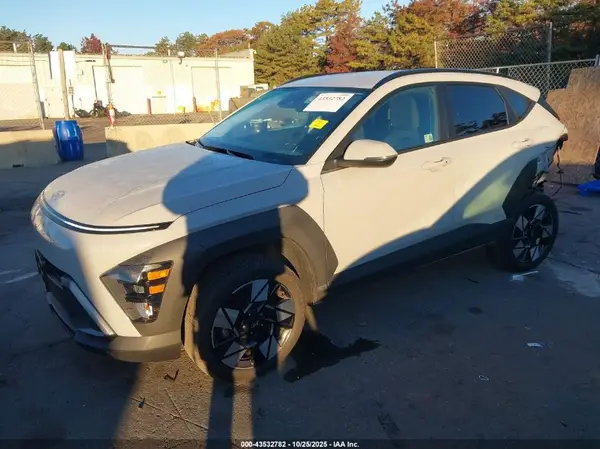 KM8HBCAB4RU074151 2024 HYUNDAI KONA - Image 2