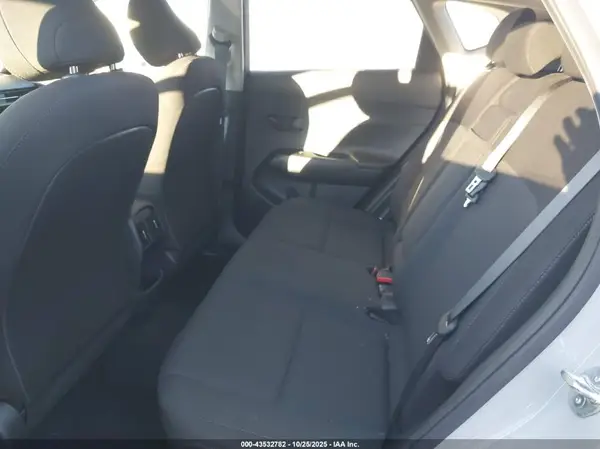 KM8HBCAB4RU074151 2024 HYUNDAI KONA - Image 8