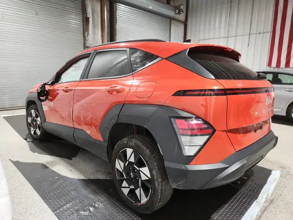 KM8HBCAB4RU074389 2024 HYUNDAI KONA - Image 2