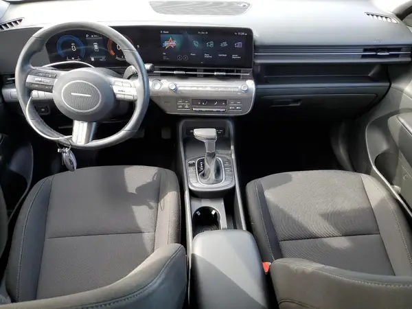 KM8HBCAB4SU227276 2025 HYUNDAI KONA - Image 8