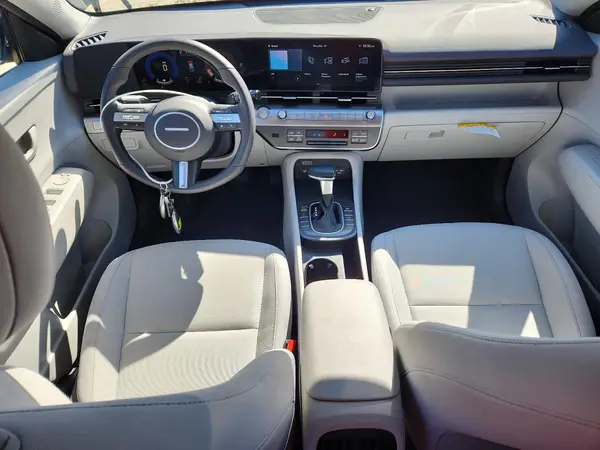 KM8HBCAB4SU271875 2025 HYUNDAI KONA - Image 8