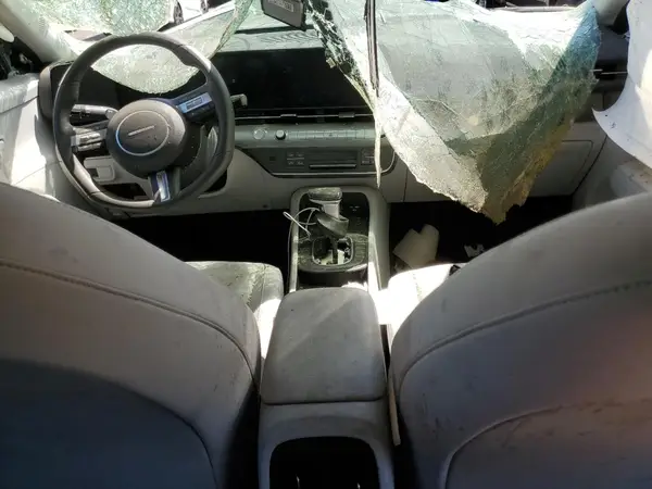 KM8HBCAB5RU109036 2024 HYUNDAI KONA - Image 8
