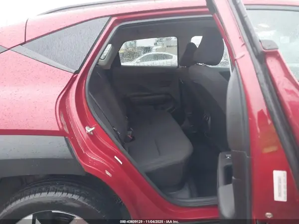 KM8HBCAB5SU224046 2025 HYUNDAI KONA - Image 8