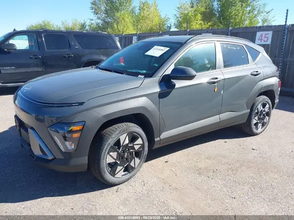 KM8HBCAB5SU338483 2025 HYUNDAI KONA - Image 2