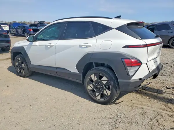 KM8HBCAB7RU059076 2024 HYUNDAI KONA - Image 2