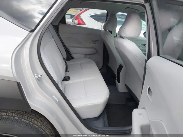 KM8HBCAB7SU229507 2025 HYUNDAI KONA - Image 8