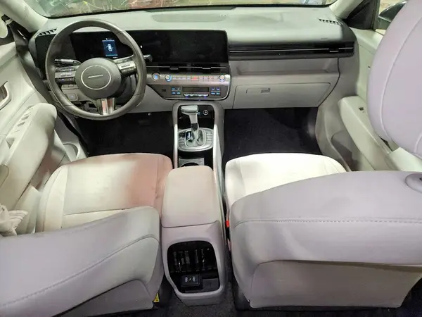 KM8HBCAB7SU336279 2025 HYUNDAI KONA - Image 8