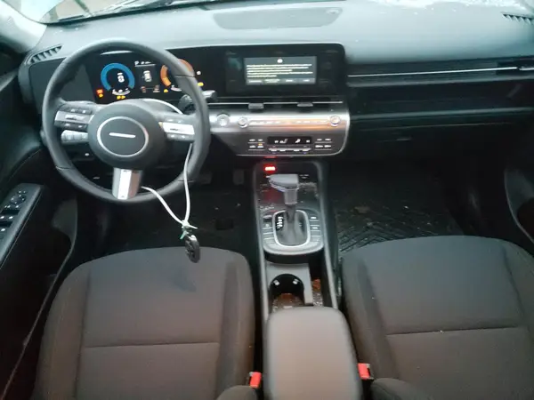KM8HBCAB7SU339683 2025 HYUNDAI KONA - Image 8