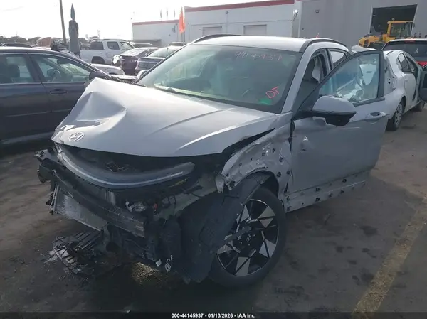 KM8HBCAB8RU075299 2024 HYUNDAI KONA - Image 2