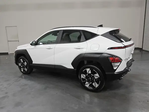 KM8HBCAB8SU342477 2025 HYUNDAI KONA - Image 2