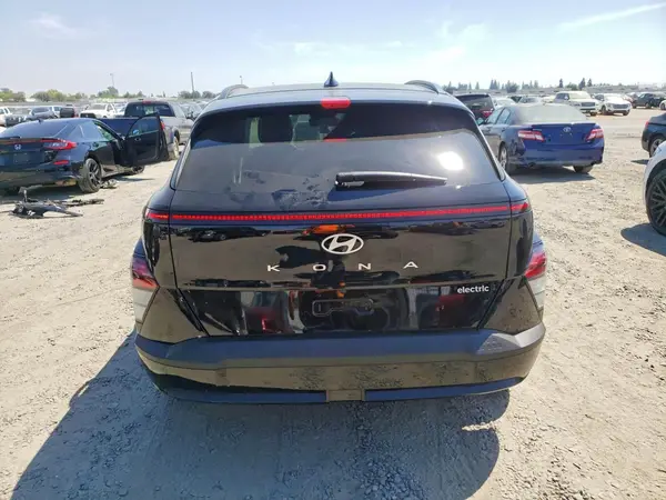 2025 HYUNDAI KONA auction photo 6