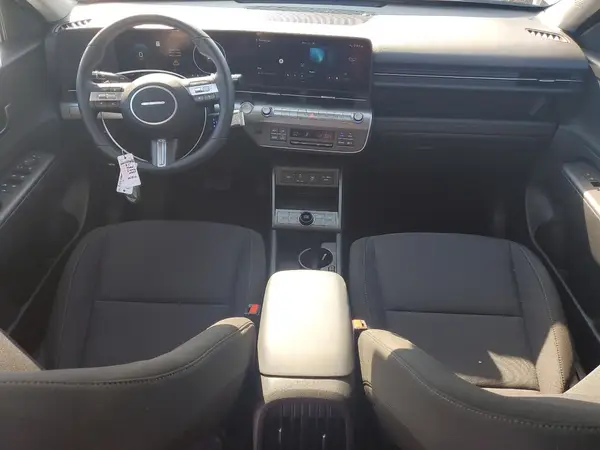 KM8HC3A69SU021810 2025 HYUNDAI KONA - Image 8