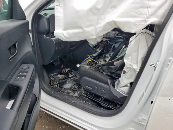 KM8HC3A69SU032435 2025 HYUNDAI KONA - Image 8