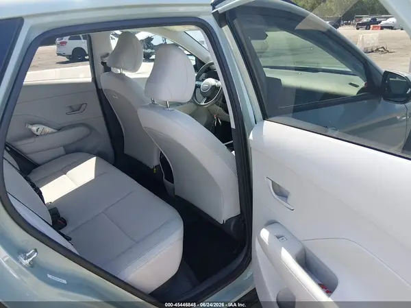 KM8HC3AB2RU068815 2024 HYUNDAI KONA - Image 8
