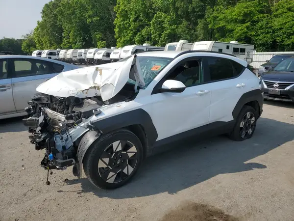 KM8HC3AB8RU041747 2024 HYUNDAI KONA - Image 1