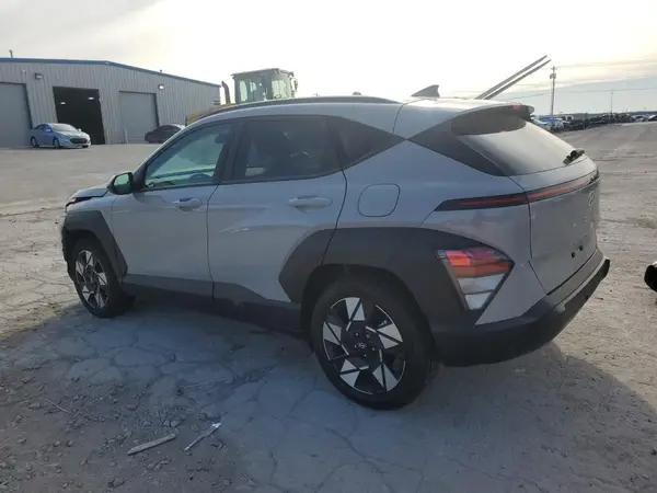 KM8HC3AB8RU104586 2024 HYUNDAI KONA - Image 2