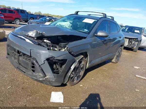 KM8HC3AB8RU106094 2024 HYUNDAI KONA - Image 2
