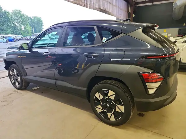 KM8HCCAB4RU152506 2024 HYUNDAI KONA - Image 2