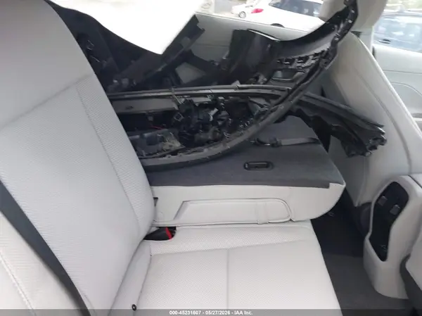 KM8HE3A31RU082322 2024 HYUNDAI KONA - Image 8