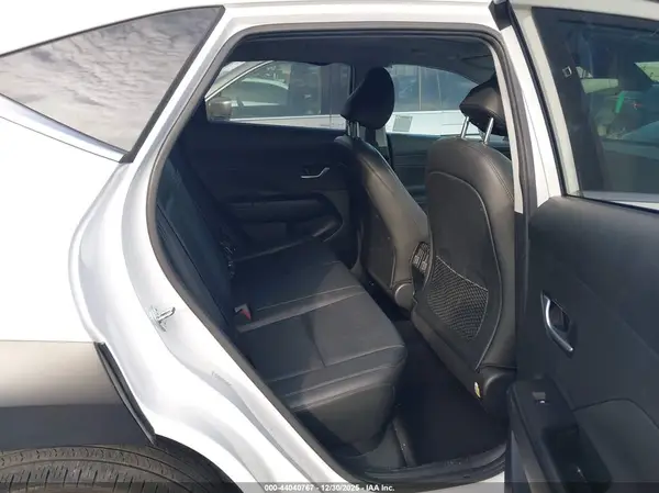 KM8HE3A32RU038510 2024 HYUNDAI KONA - Image 8