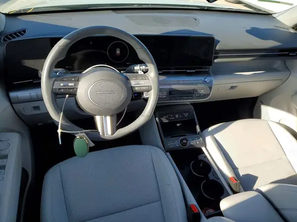 KM8HE3A32RU045487 2024 HYUNDAI KONA - Image 8