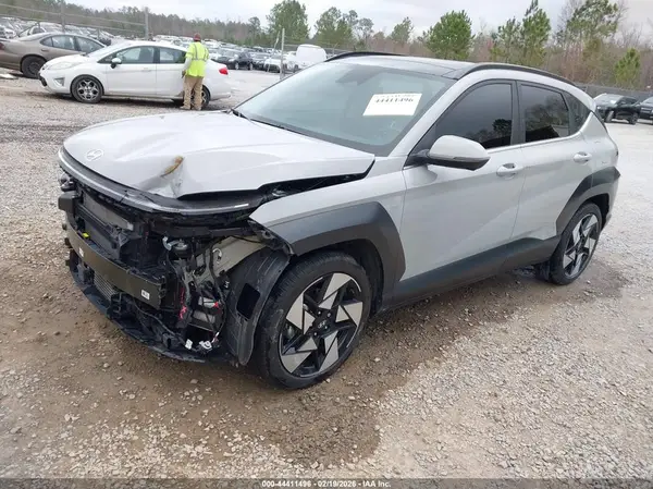 KM8HE3A32RU124061 2024 HYUNDAI KONA - Image 2