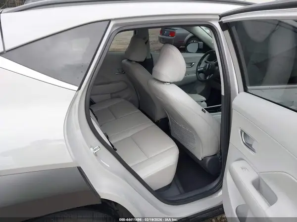 KM8HE3A32RU124061 2024 HYUNDAI KONA - Image 8