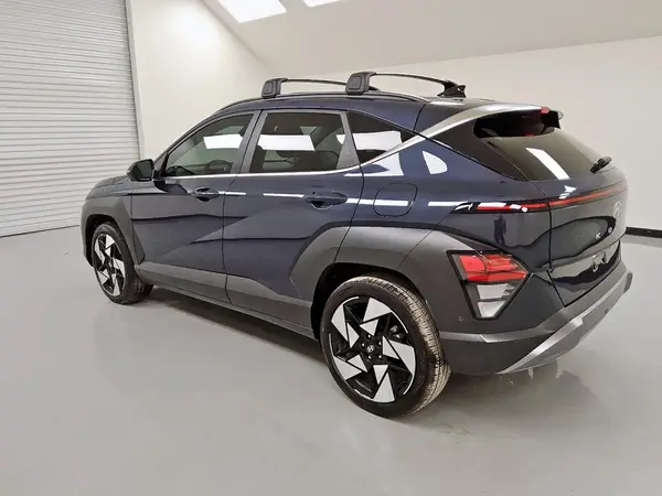 KM8HE3A33RU132766 2024 HYUNDAI KONA - Image 2