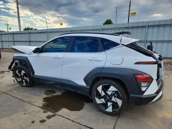KM8HE3A39RU046653 2024 HYUNDAI KONA - Image 2