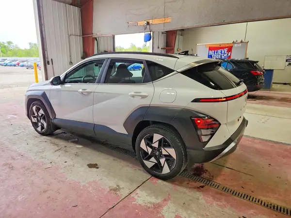 KM8HE3A39RU070970 2024 HYUNDAI KONA - Image 2