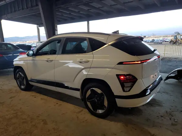 KM8HE3A61RU014578 2024 HYUNDAI KONA - Image 2