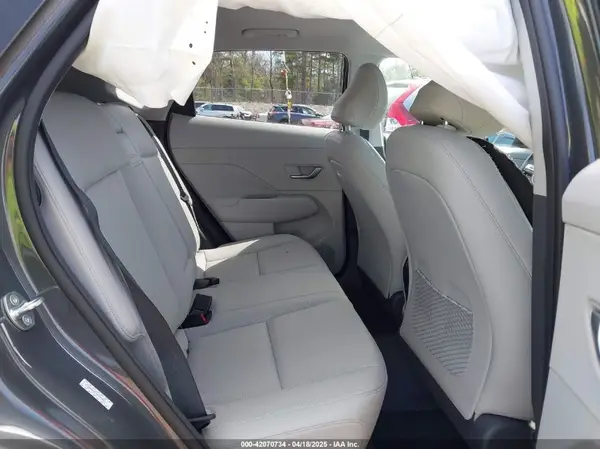 KM8HECA31RU040913 2024 HYUNDAI KONA - Image 8