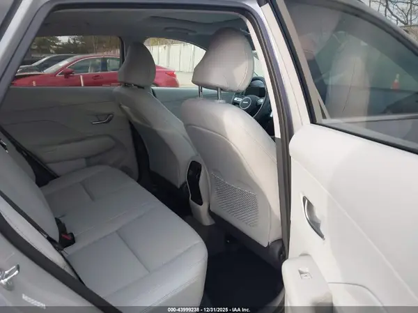 KM8HECA31RU073488 2024 HYUNDAI KONA - Image 8