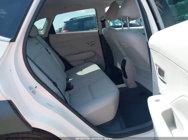 KM8HECA31RU074740 2024 HYUNDAI KONA - Image 8