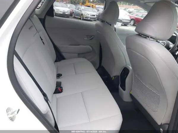 KM8HECA33RU101890 2024 HYUNDAI KONA - Image 8